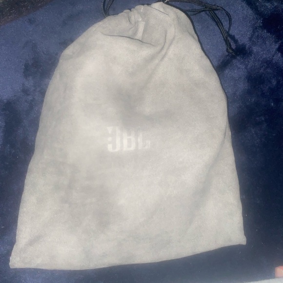 JBL LIVE Headphones